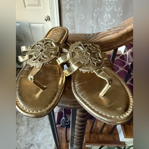 CIRCUS by Sam Edelman, ladies gold flip-flop sandal size 8, very good condition - Picture 6 of 9